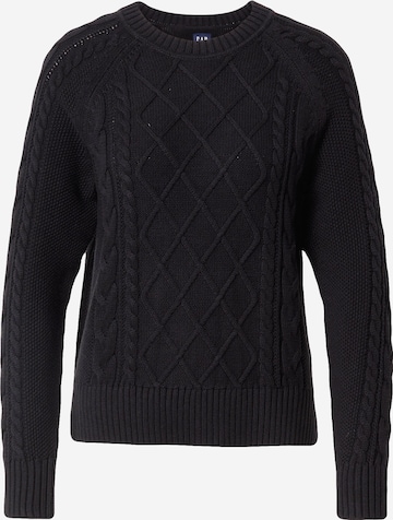 GAP Sweater in Black: front