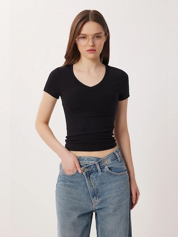 T-shirt 'T-Shirts' Happiness İstanbul en noir