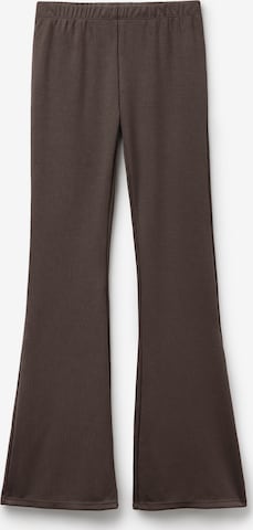 Tezenis Flared Pants in Brown: front
