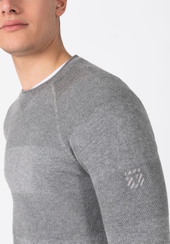 TIMEZONE Пуловер в сиво