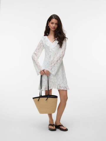 VERO MODA Kleid 'AWKIENNA' in Weiß: Vorderseite
