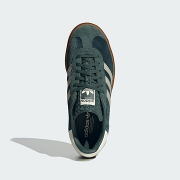 ADIDAS ORIGINALS Σνίκερ χαμηλό 'Gazelle Bold' σε πράσινο