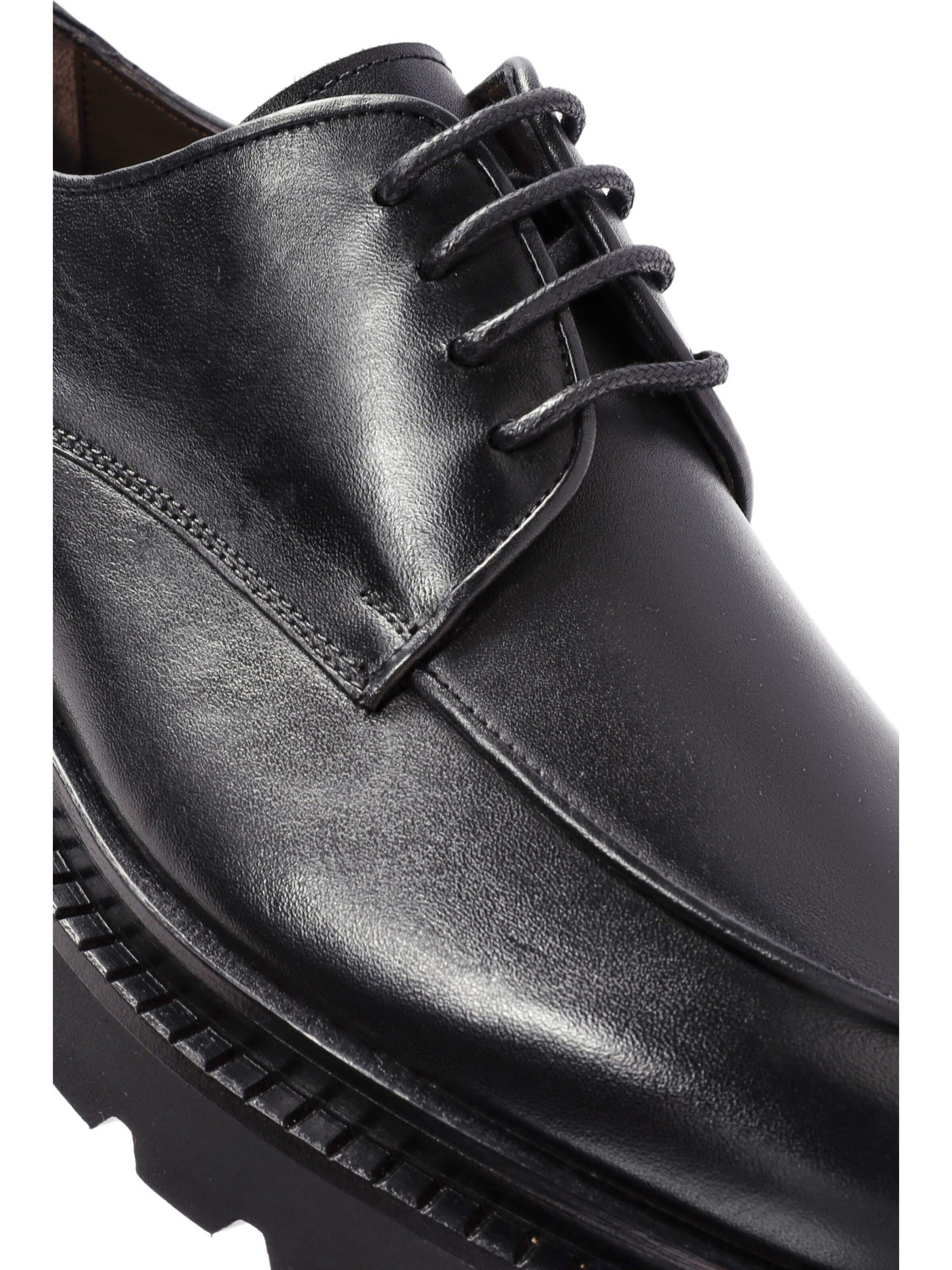 Derimod Schnürschuh in Schwarz