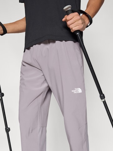 THE NORTH FACE Regular Ulkoiluhousut 'MOUNTAIN ATHLETICS' värissä harmaa