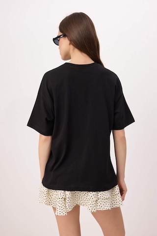 Trendyol Shirt in Black