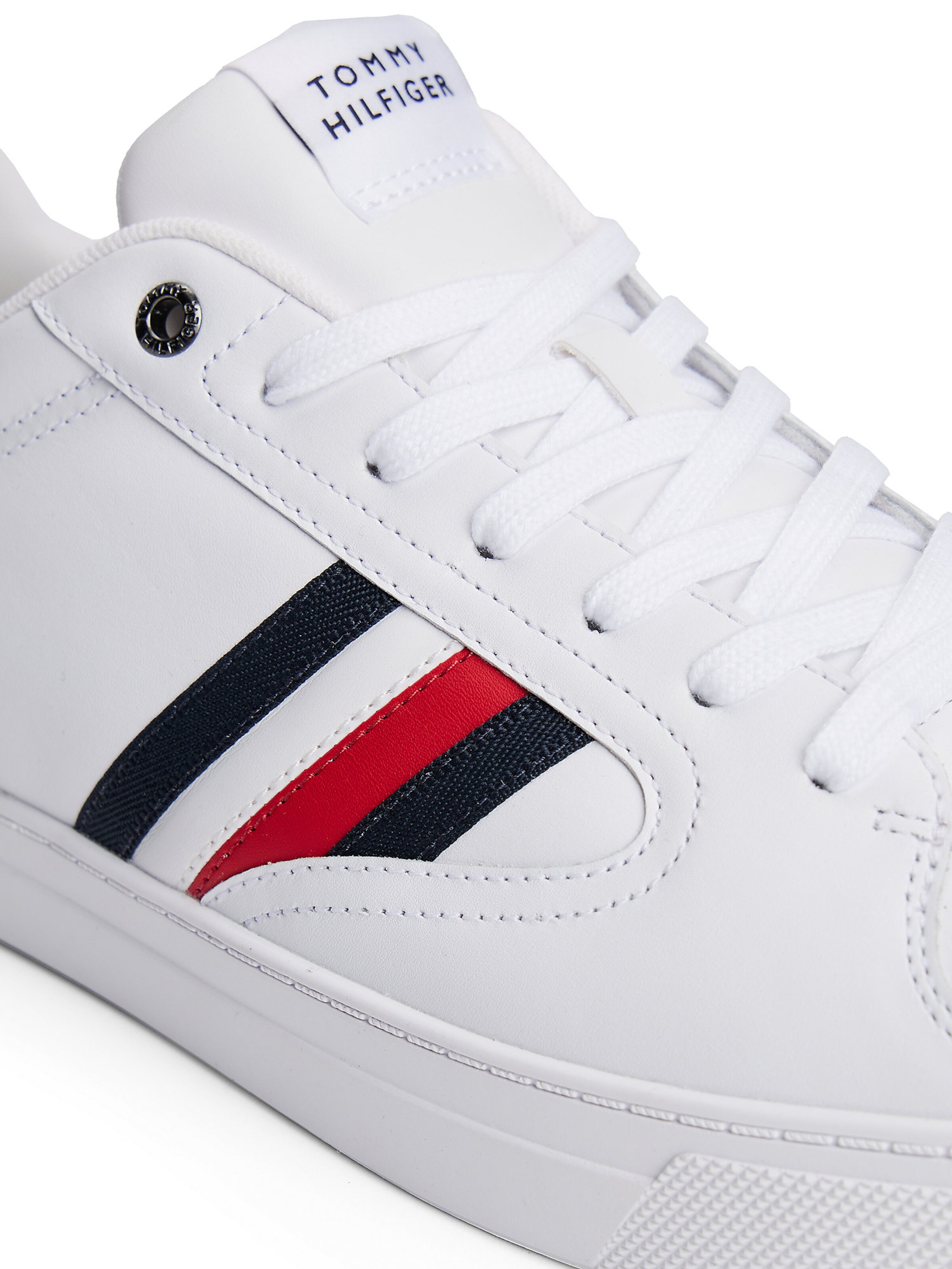 TOMMY HILFIGER Sneaker  'Icon Signature Tape Court' in Weiß