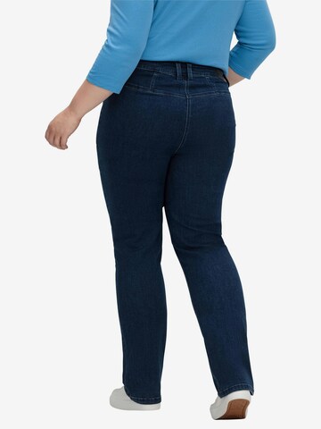 SHEEGO Slimfit Jeans in Blau