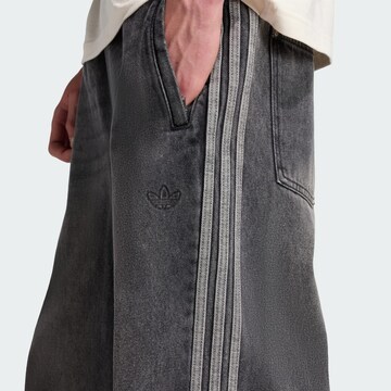 Loosefit Jean 'Adilenium Season 4 Teamgeist' ADIDAS ORIGINALS en noir