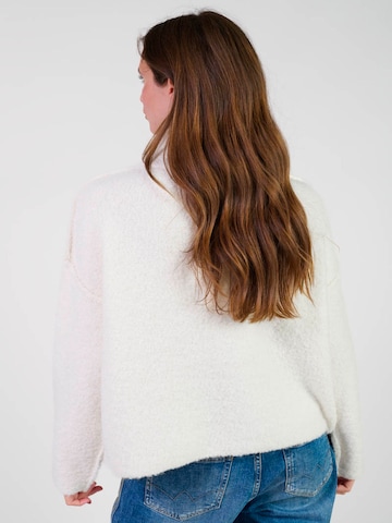 Pull-over 'TELA' Le Temps Des Cerises en blanc