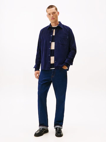 TOMMY HILFIGER Демисезонная куртка в Синий