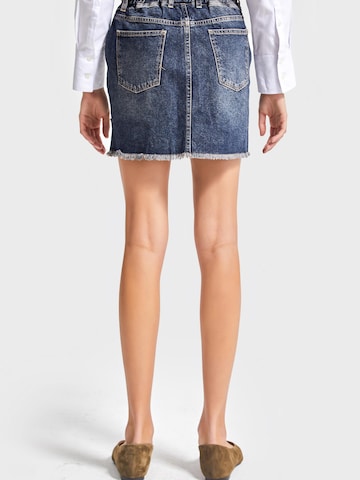 Jupe 'Layered Mini Denim Skirt' IT'S BASIC en bleu
