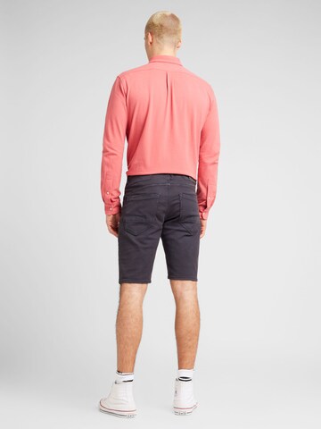 GARCIA Slimfit Shorts in Schwarz