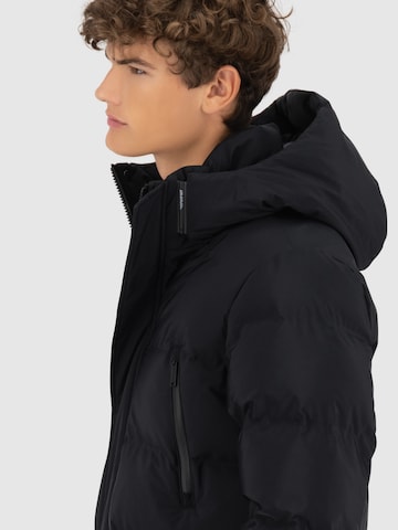 Cappotto invernale 'Saul' di Alife and Kickin in nero