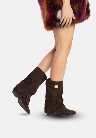 Salinyang Stiefel in Braun