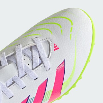 Chaussure de sport 'Predator Club' ADIDAS PERFORMANCE en blanc