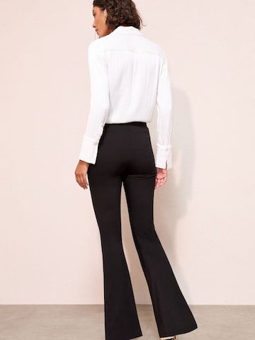 Friends Like These Rozkloszowany krój Spodnie w kolorze czarny