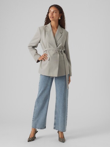 VERO MODA Блейзер в Серый