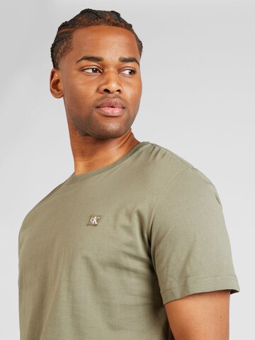 T-Shirt Calvin Klein Jeans en vert