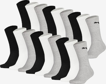 PUMA - Calcetines en gris: frente