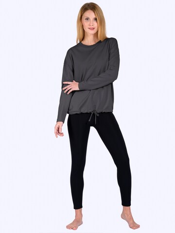 Magadi Athletic Sweater 'Gigi' in Grey