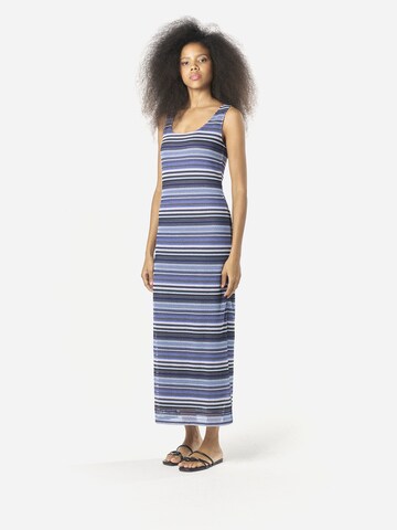 KOROSHI Трикотажное платье в Синий