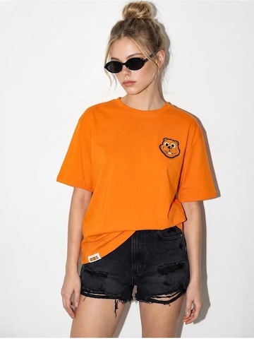 Maglietta 'T-Shirts' di Bianco Lucci in arancione
