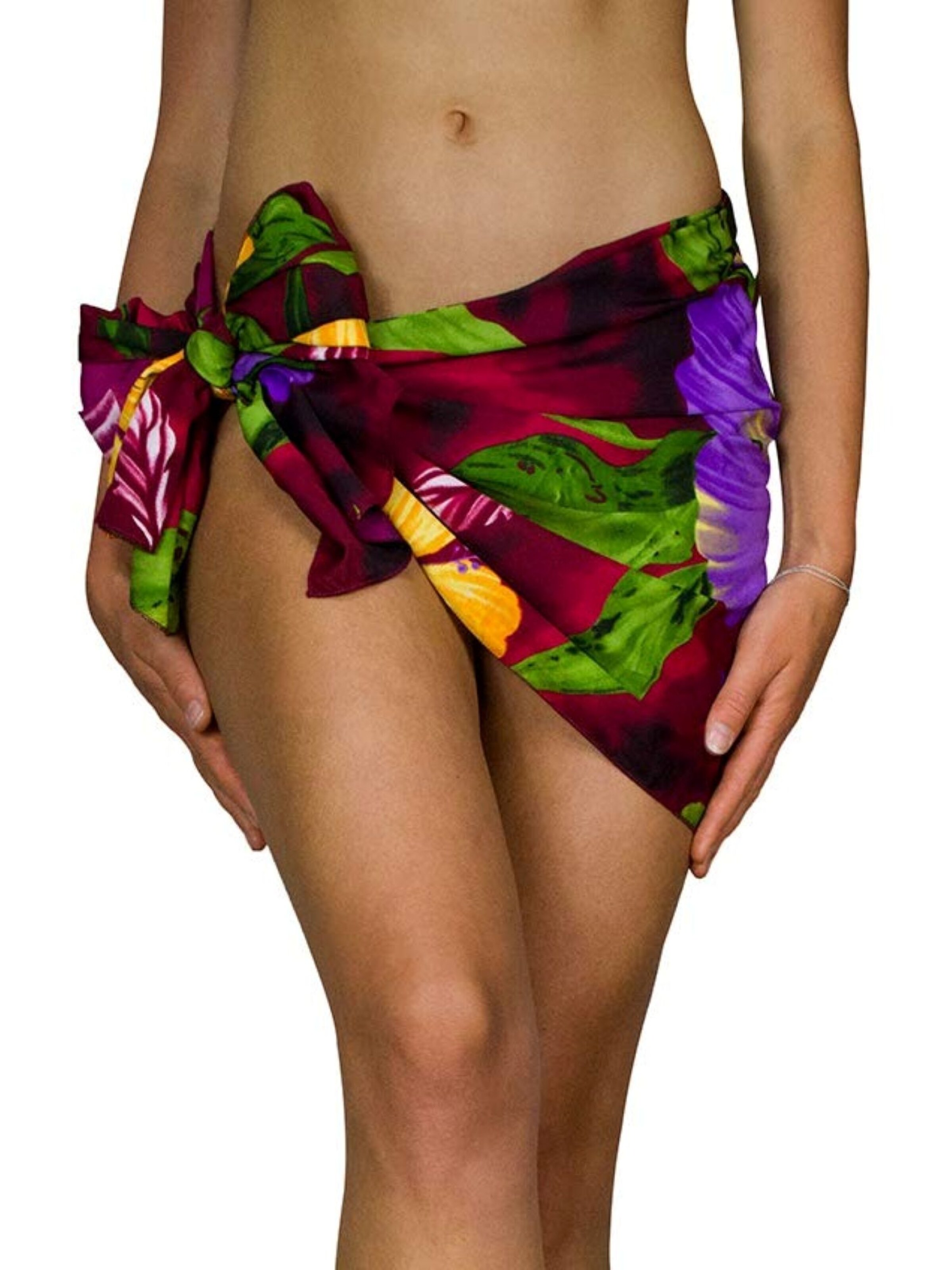 King Kameha Beach Towel 'Big Flower' in Red: front