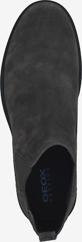 GEOX Chelsea Boots in Grau