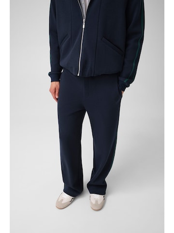 GUESS Loose fit Pants in Blue
