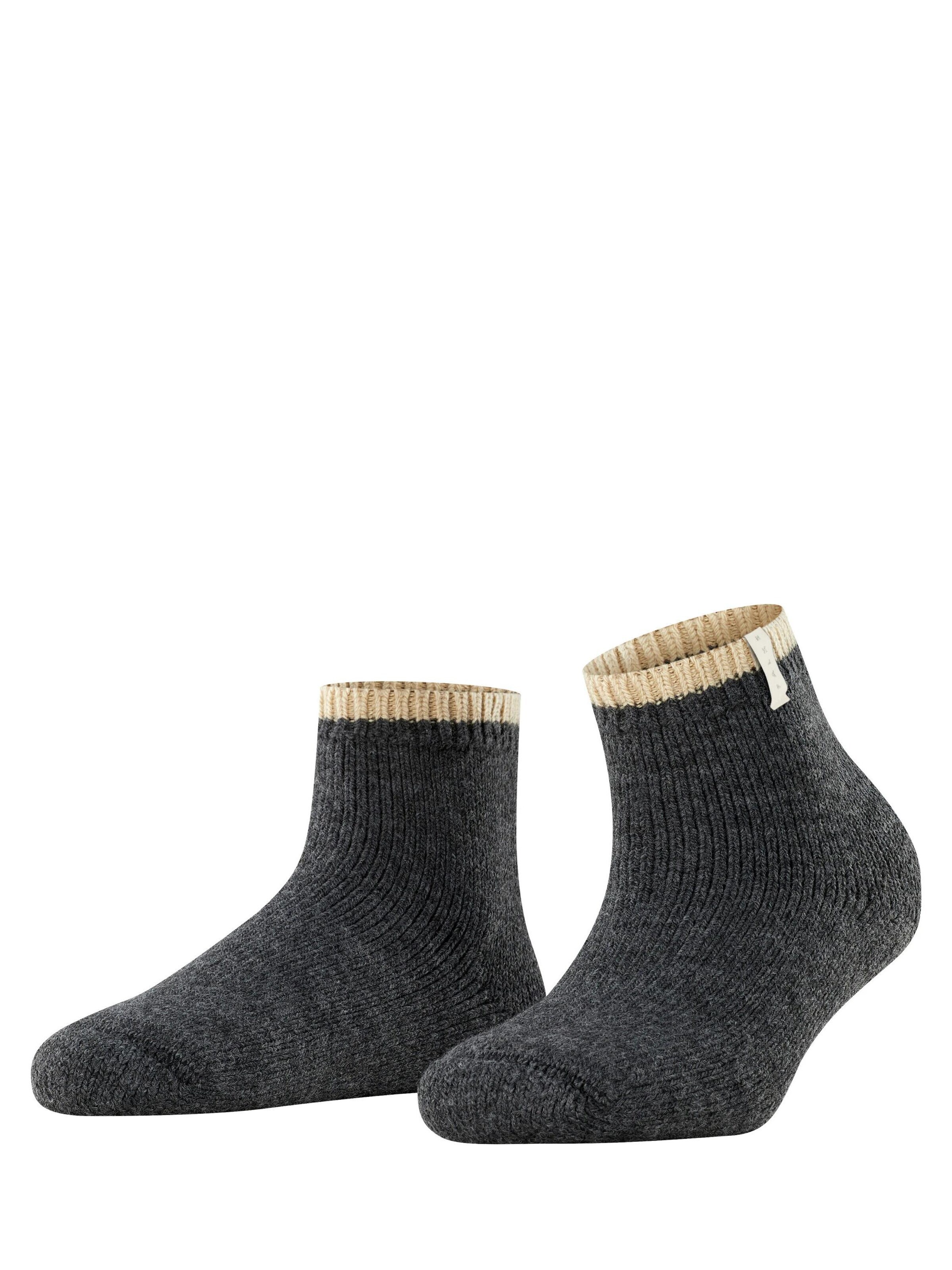 FALKE Socken 'Cosy Plush'‌‌‌ in Grau: Vorderseite