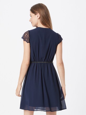 Robe de cocktail 'NADIME' VERO MODA en bleu