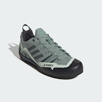 ADIDAS TERREX Halbschuh 'Swift Solo 2.0' in Grün