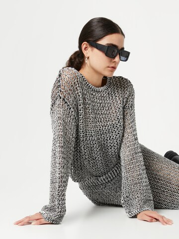 Monki Pullover in Schwarz: Vorderseite