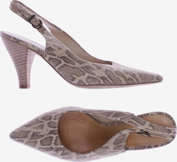 GADEA Sandals & High-Heeled Sandals in 37 in Beige: front