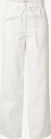 EDITED Regular Jeans 'Geri' in White: front