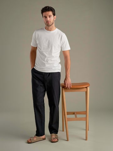 regular Pantaloni ' Cotton ' di TEESHOPPEN in nero