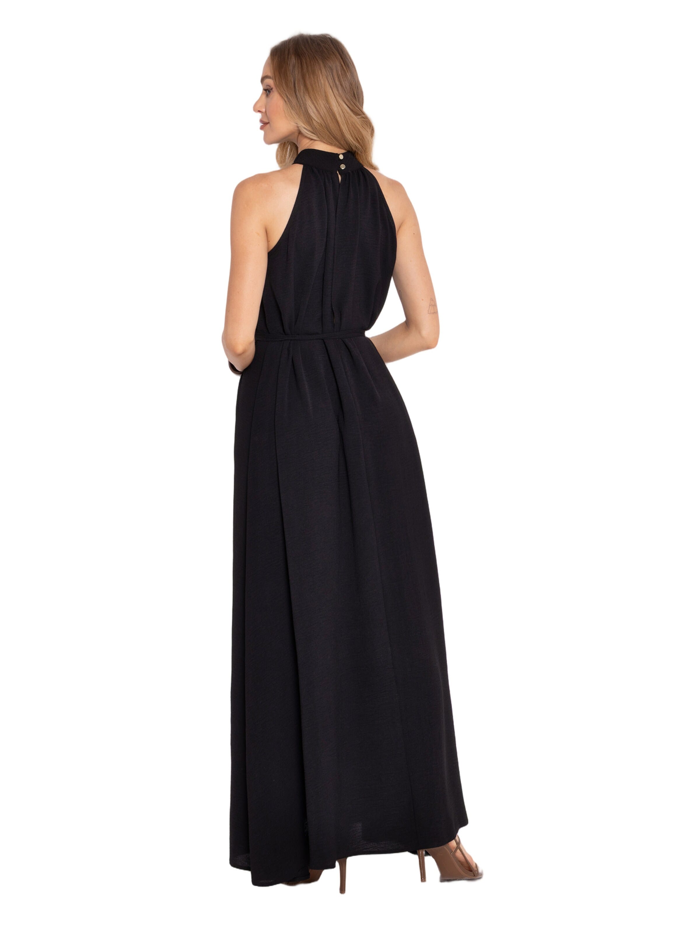 made of emotion Šaty 'Sukienka maxi halter neck z paskiem' – černá