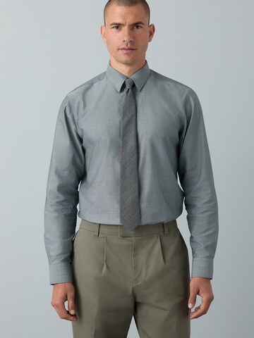 Coupe slim Chemise Next en bleu : devant