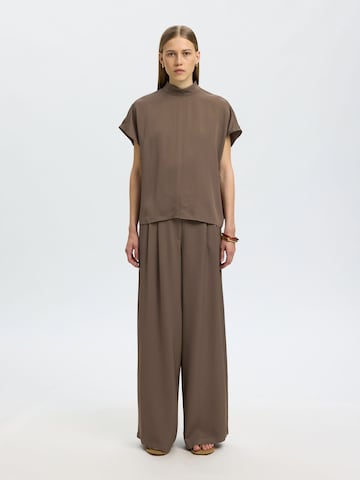 Wide leg Pantaloni di SELECTED in marrone