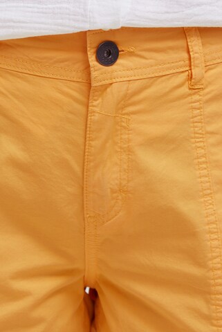 Soccx Regular Bermudashorts mit Zip Fly in Orange
