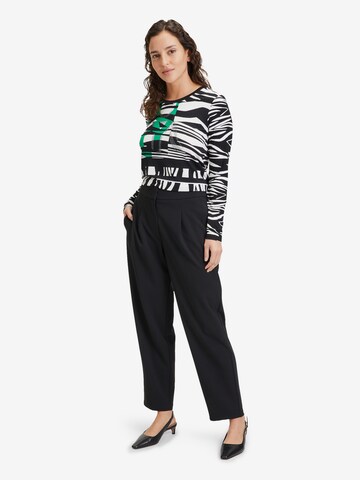 Betty Barclay Regular Pleat-Front Pants in Black