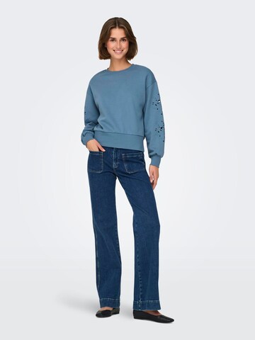 ONLY Sweatshirt 'ONLWinnie' in Blau