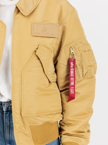 Giacca invernale 'CWU-45 Heritage' di ALPHA INDUSTRIES in oro