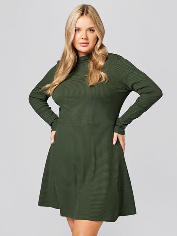 A LOT LESS - Vestido 'Nora' en verde