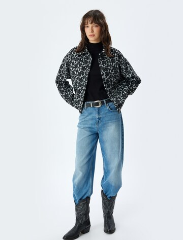 Koton Blazer in Grau