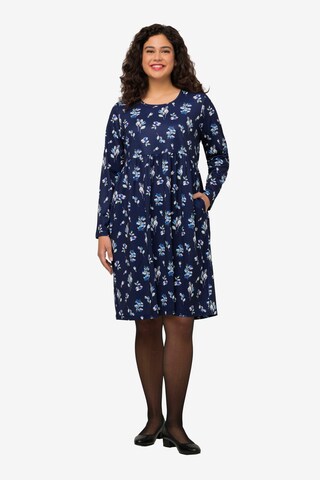 Robe Ulla Popken en bleu : devant