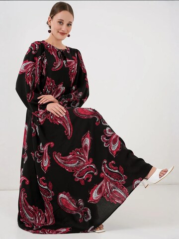 Bigdart Dress in Red