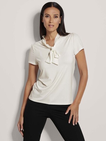T-shirt MADELEINE en blanc : devant
