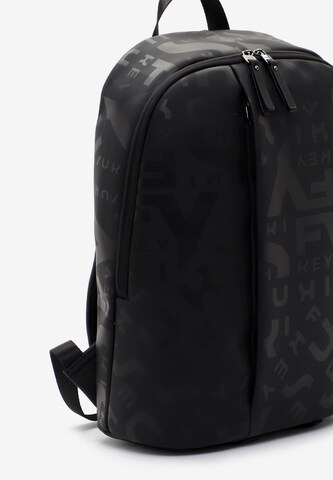 Suri Frey Backpack 'Ivy' in Black
