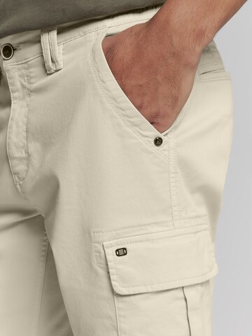 No Excess Regular Trousers in White
